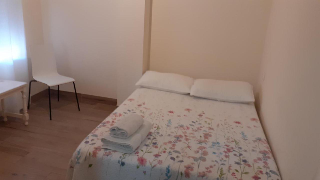 Amplío piso al lado de la playa en Nerja Apartamento Exterior foto