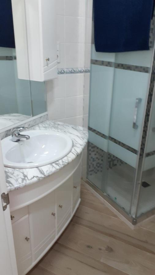 Amplío piso al lado de la playa en Nerja Apartamento Exterior foto